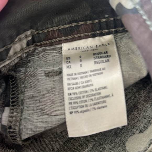 American Eagle camo cargo skirt - Picture 3 of 3